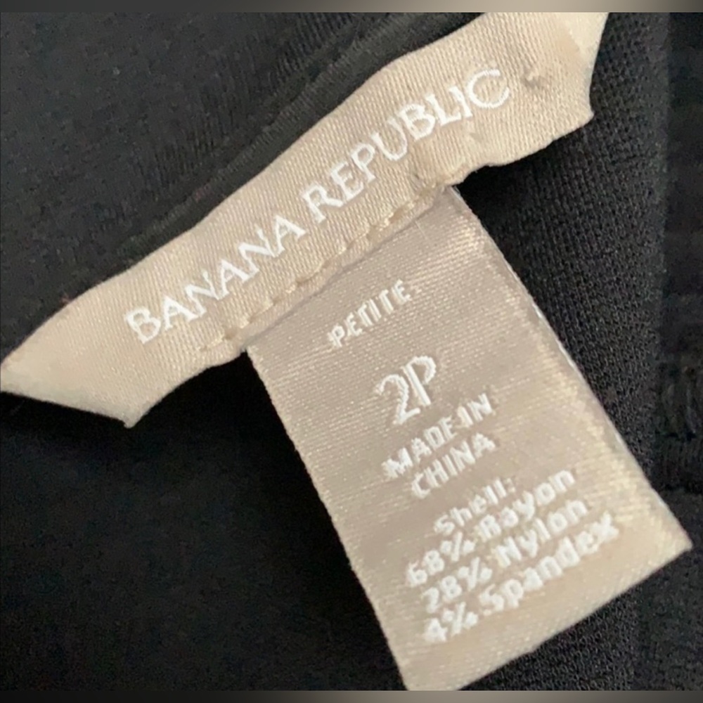 Banana Republic Women’s Short Sleeved Black A-Line Dress - Size 2P (Petite) - Picture 3 of 5